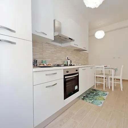 Apartman White Wood House *