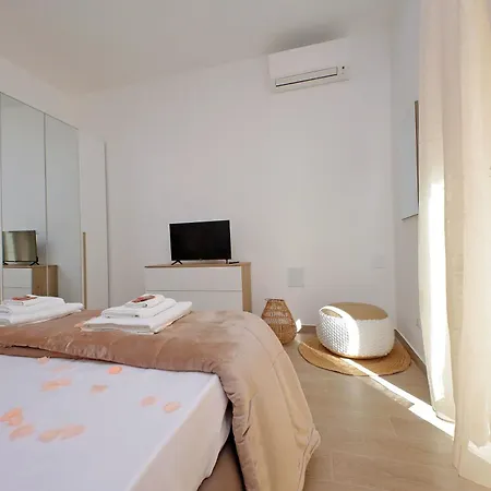 White Wood House * Rome