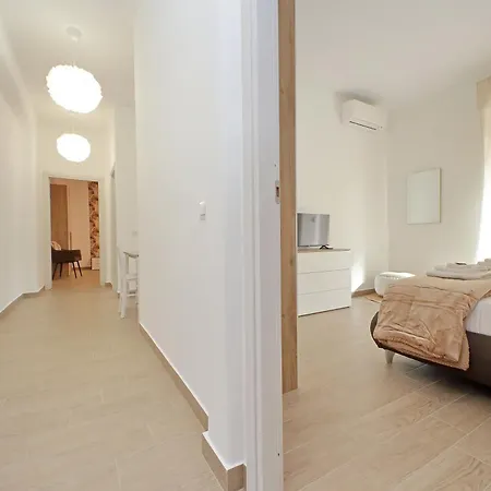 Appartement White Wood House *