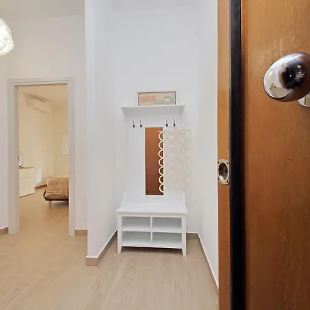 White Wood House * Rome